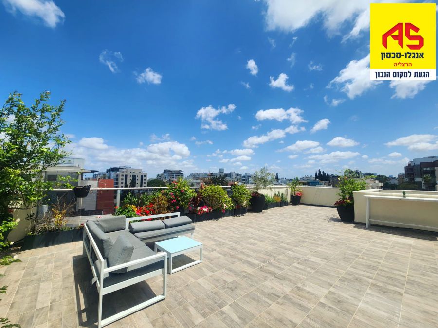 פנטהאוס למכירה בהרצליה